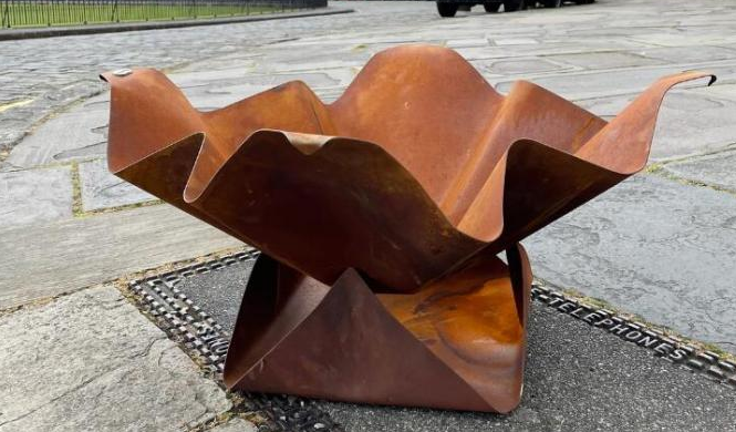Fuego al aire libre de acero Pit Heater de Corten de la leña del diseño que se calienta de la decoración única del jardín