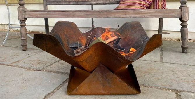 Fuego al aire libre de acero Pit Heater de Corten de la leña del diseño que se calienta de la decoración única del jardín