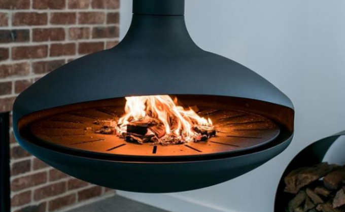 El acero de carbono popular de Europa suspendió la estufa ardiendo de la ejecución de la chimenea de madera
