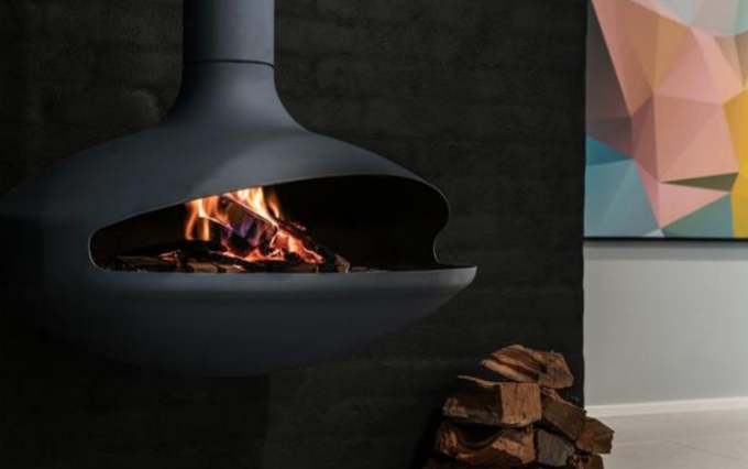 El acero de carbono popular de Europa suspendió la estufa ardiendo de la ejecución de la chimenea de madera