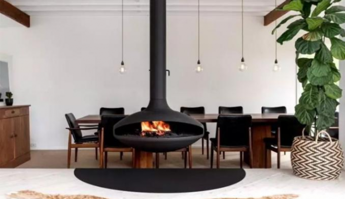 Chimenea de madera giratoria suspendida interior de la ejecución de acero de la estufa de la calefacción del hotel