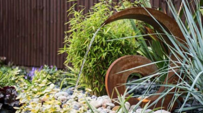 Característica de acero del agua de Corten del pequeño diseño único de la luna para el paisaje del jardín