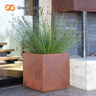 Cuadrado de acero Rusty Planter Boxes Weather Resistant de Corten para la flor