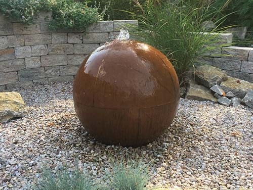 Cascada formada bola al aire libre de Rusty Corten Steel Garden Fountain