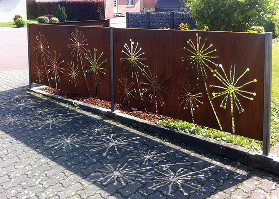 El diente de león del corte del laser modela Corten que el jardín de acero defiende la decoración