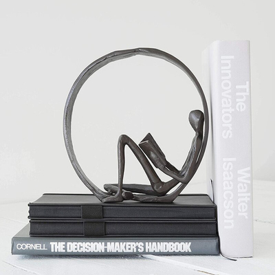 Esculturas y estatuillas decorativas cercadas 7 pulgadas de Outdoor Metal Sculpture del lector