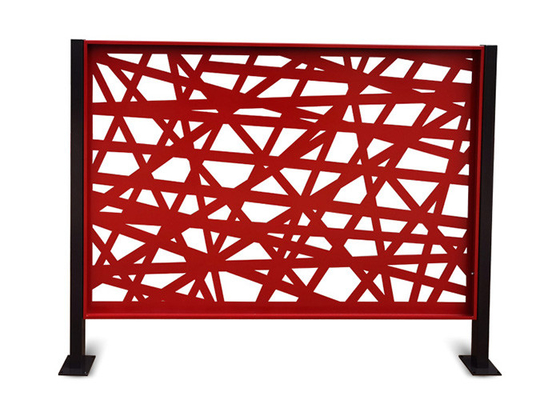El panel de acero pintado rojo de la pantalla del corte del laser GN-SP-166 con el modelo geométrico