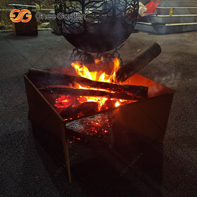 Hoyo y BARBACOA de acero ardientes de madera del fuego del jardín del metal de Corten