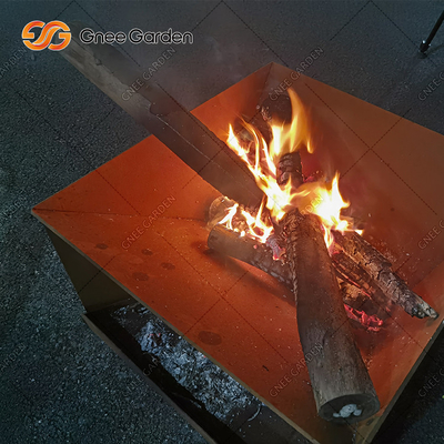 Hoyo y BARBACOA de acero ardientes de madera del fuego del jardín del metal de Corten