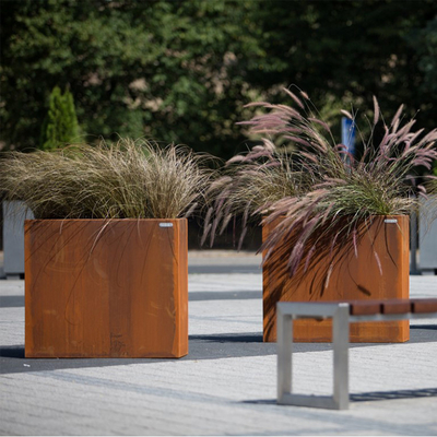 Los proveedores florecen las macetas decorativas del metal del jardín del plantador