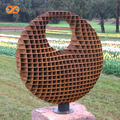 Estatua clásica de acero de la escultura del ornamento de la estatua del jardín del metal del oro de Corten