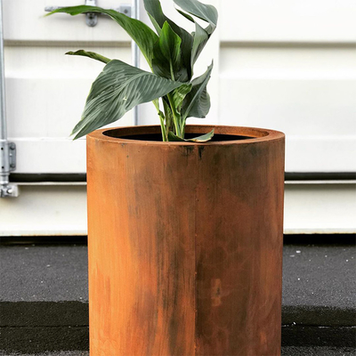 El grueso 0.5m m hasta el plantador al aire libre del metal de 20.0m m Corten lleva la resistencia