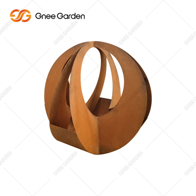 El laser de encargo de la forma cortó geométrico corten las macetas de acero los 90*25*25cm