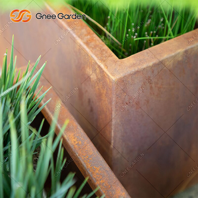 Grueso rectangular de acero de Rusty Nursery Planter 2m m del metal de maceta de Corten