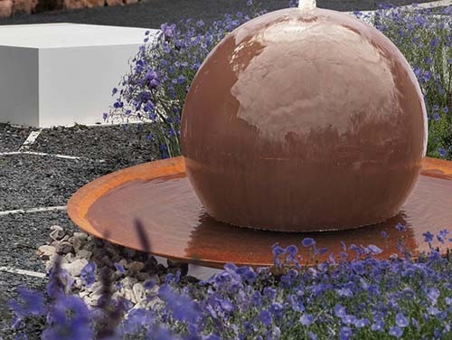 Cascada formada bola al aire libre de Rusty Corten Steel Garden Fountain