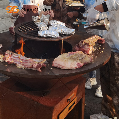 Jardín de cocinar al aire libre de acero del patio trasero de las parrillas de Corten del carbón de leña decorativo