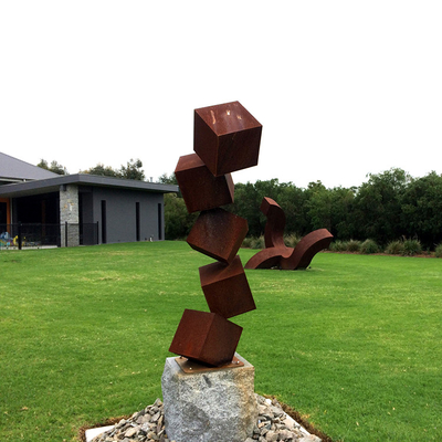 Escultura de acero al aire libre Rusty Metal Statues For Gardens grande de Corten