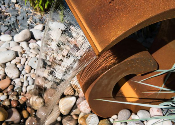 la fuente de agua aherrumbrada los 65cm de la bola modificó la decoración para requisitos particulares exterior