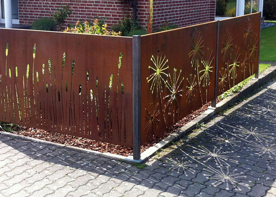 El diente de león del corte del laser modela Corten que el jardín de acero defiende la decoración