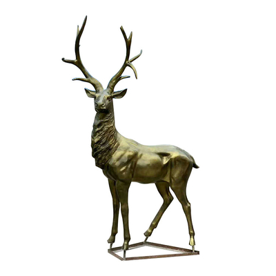 El jardín de Gnee la estatua de cobre amarillo de los alces de la escultura al aire libre del metal del arrabio