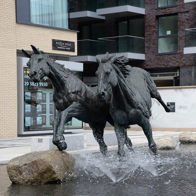 Estándar al aire libre decorativo de bronce gigante del TUV de la escultura del caballo del metal