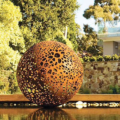 Metal de acero Art Statues de la escultura de Corten del hueco de la esfera abstracta hacia fuera
