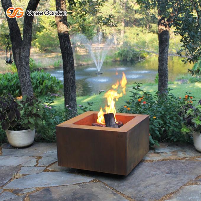 Al aire libre de encargo adornan el cuenco de fuego de Corten de la ejecución