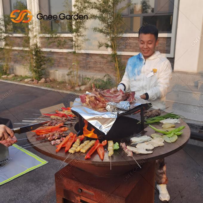 Cocinando la BARBACOA de acero del hoyo del fuego de Corten del moho al aire libre del jardín de la parrilla ase a la parrilla los servicios de empaquetado